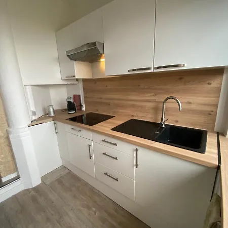 Rivage Bord De * كان